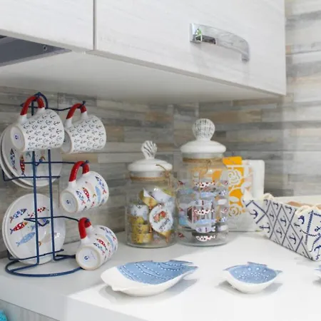 Gatti E Mare Salernes