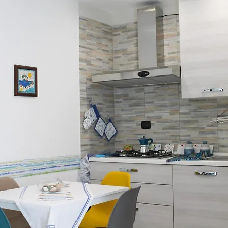 Gatti E Mare Vakantiehuis Salerno